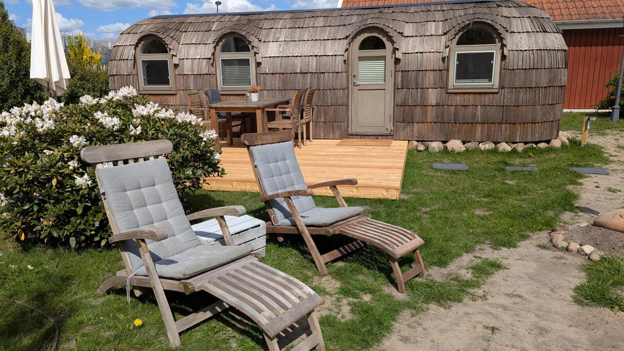 Bettis - Uebernachten Im Iglu-tinyhaus